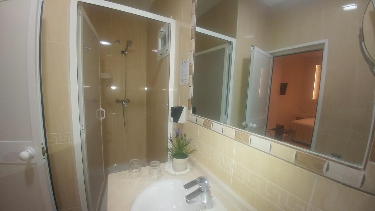 Hostal Paris Сан Фернандо Экстерьер фото